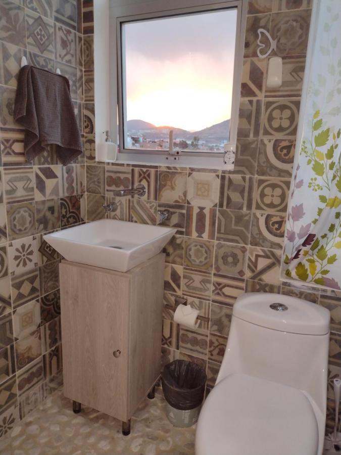 Homestay Chichimeca - Seguridad, 10min De Centros Comerciales & Zona Esmeralda - Empresas Bienvenidas *